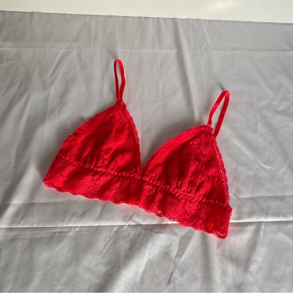 Bralette - Picture 2 of 5